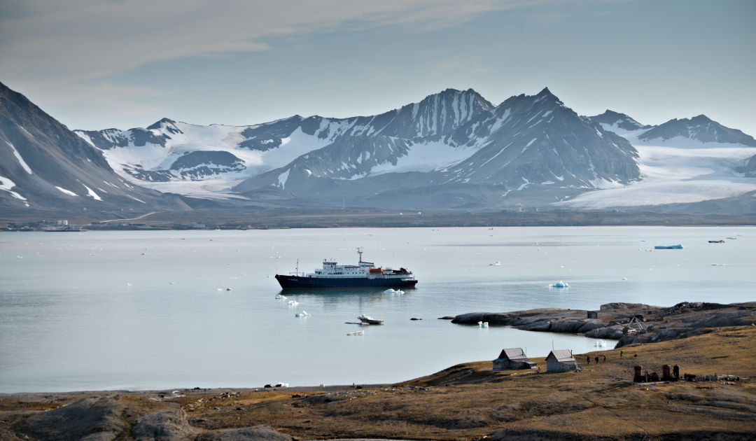 Environment over tourism on Svalbard: New rules from January 2025