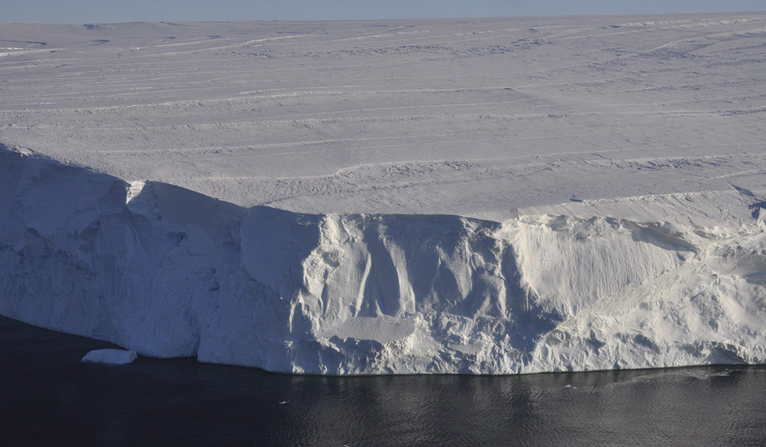 Die Stabilität der Eisschelfe verringert sich seit 80 Jahren
