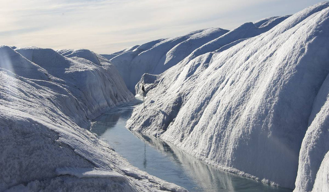 Grönlands Eisschild reagiert verzögert auf Klimawandel