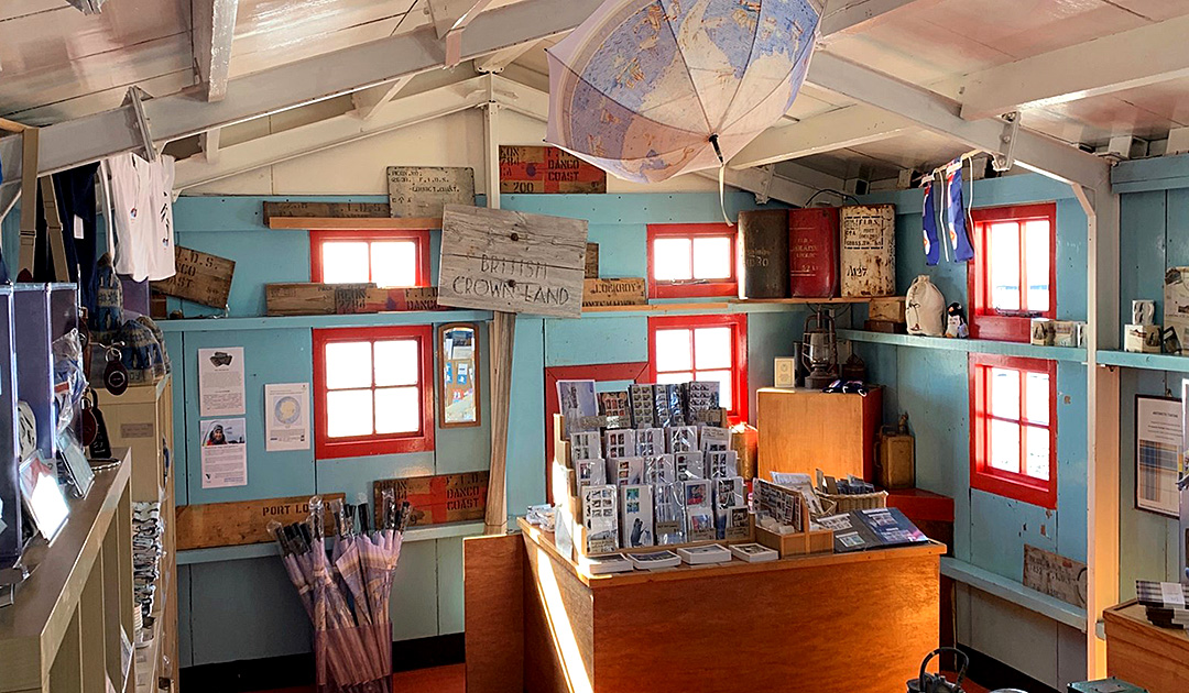 Post office in Antarctica seeks staff | Polarjournal