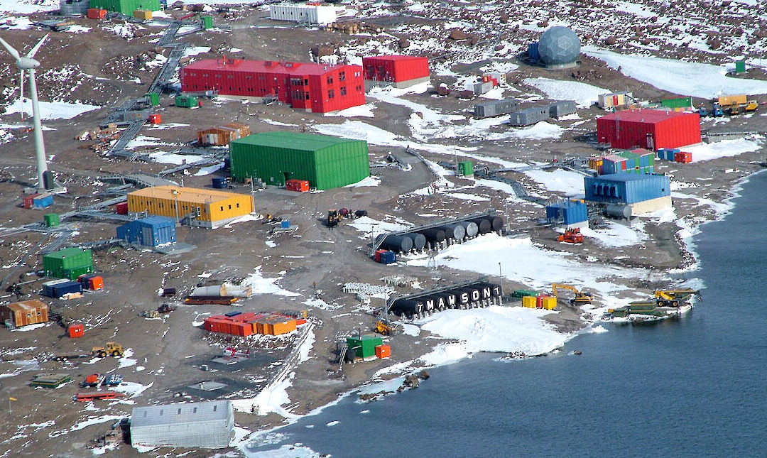 Australia cuts budget for Antarctic research