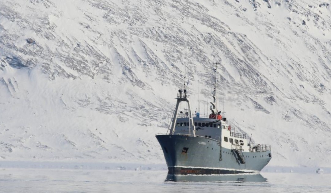 Le navire de croisière « Polarfront » renouvelle sa motorisation de 1976