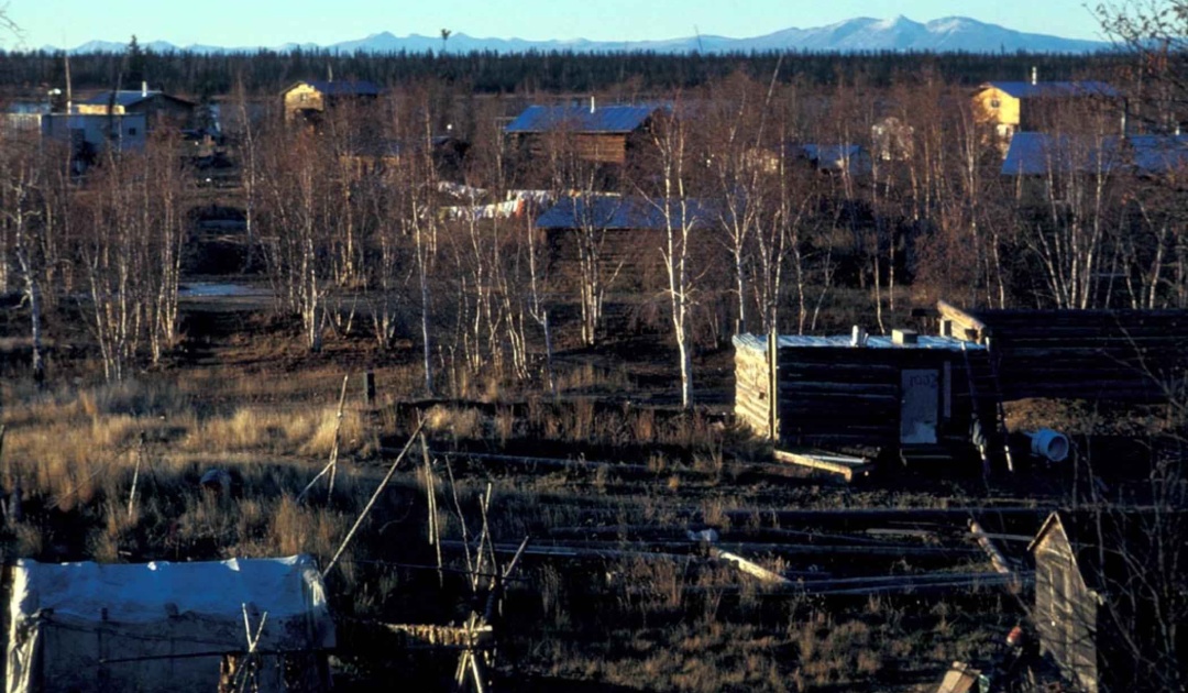 A view from above of the town of Huslia, Alaska, which is home to around 300 people. Photo: Wikimedia Commons